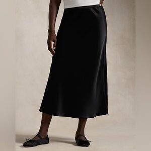 Lauren Ralph Lauren Elegant Black Satin Skirt silky chic slit preppy tuckernuck
